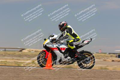 media/Jul-22-2022-TrackDaz (Fri) [[ca4971259a]]/Group B/130pm (Wheelie Bump)/